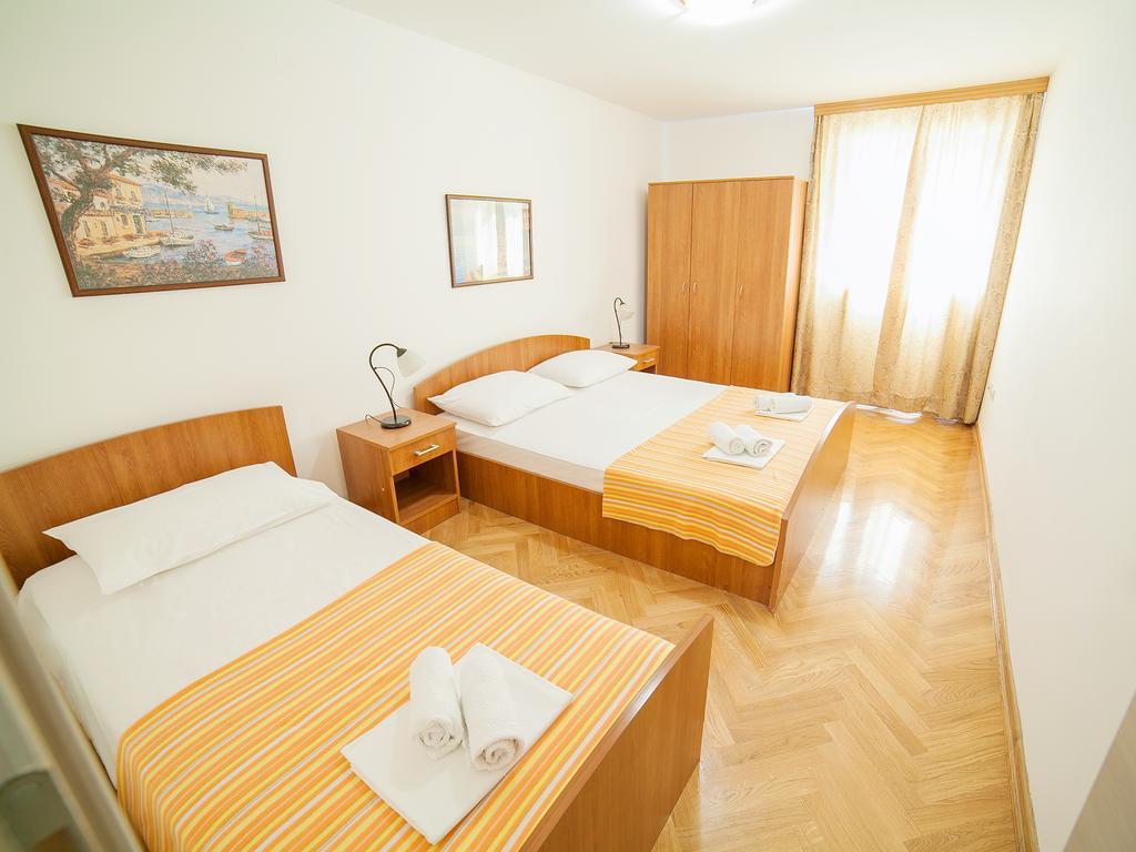 Apartments Ivan Petrovac Szoba fotó