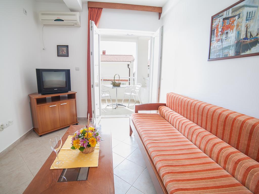 Apartments Ivan Petrovac Szoba fotó