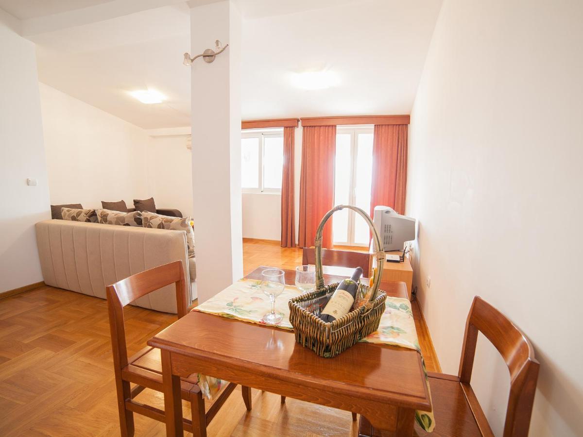 Apartments Ivan Petrovac Szoba fotó